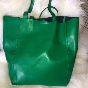 ⬇️PRICE DROP⬇️ Banana Republic Ashbury tote